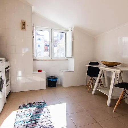 View Bairro Alto * Лісабон